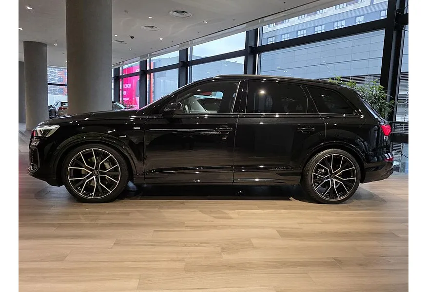 Audi Q7 3.0 TDI Tiptronic quattro (286 л.с.) Черный в АВИЛОН. Слайд №3