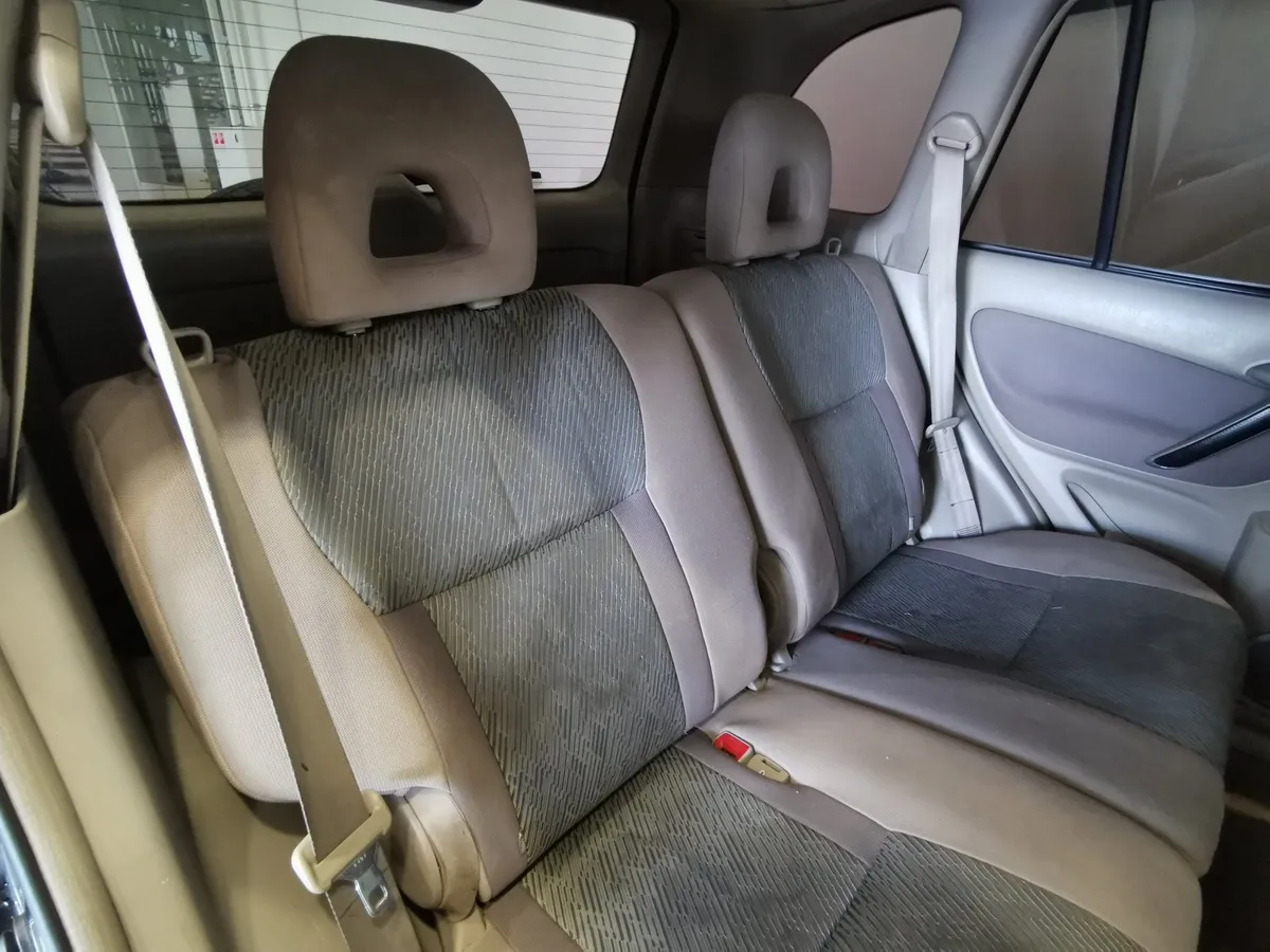 Toyota RAV4 2.0 AT AWD (150 л.с.) Черный в АВИЛОН. Слайд №15