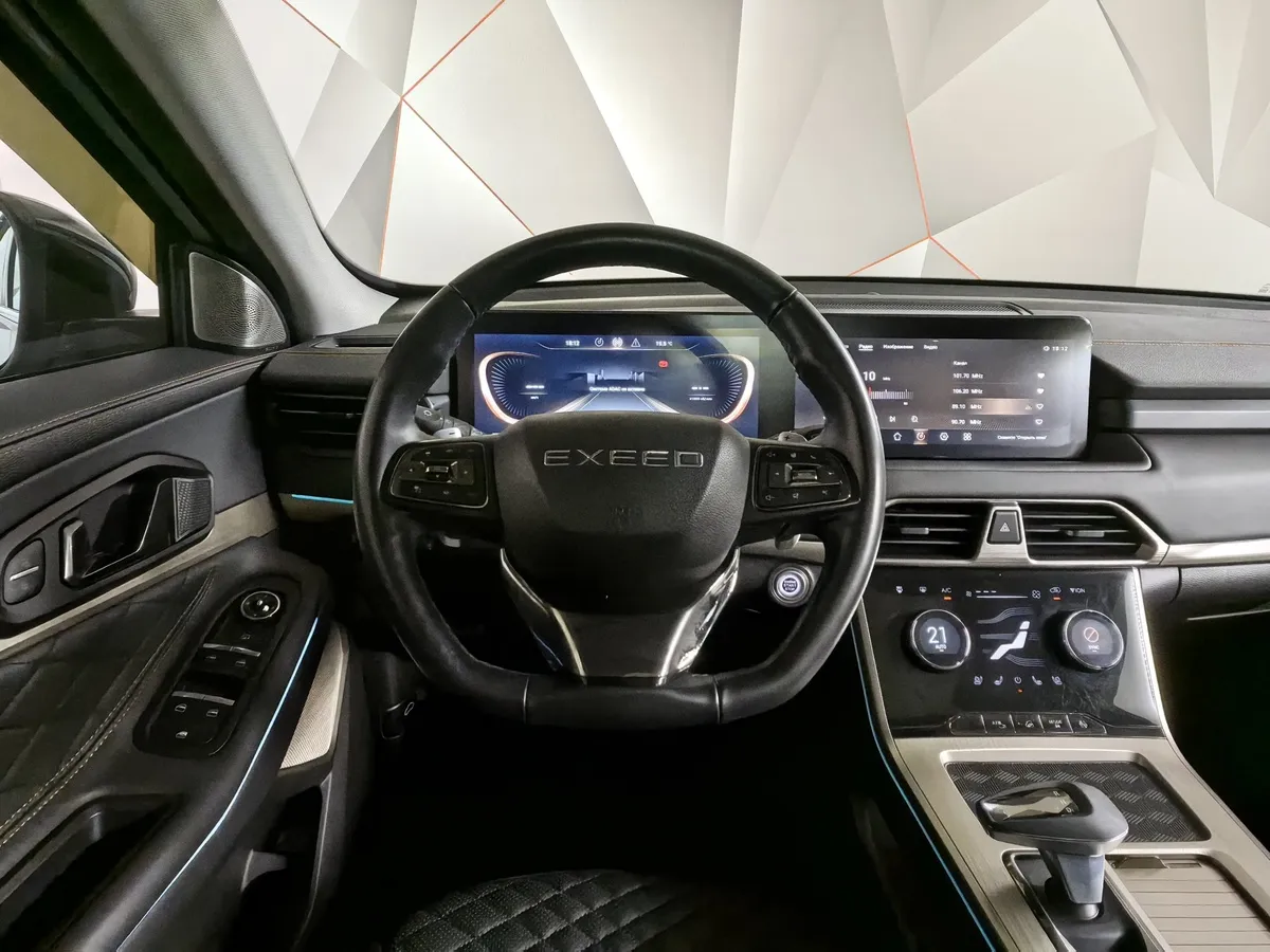EXEED TXL 2.0 DCT7 AWD (197 л.с.) Sport Edition Серый в АВИЛОН. Слайд №19