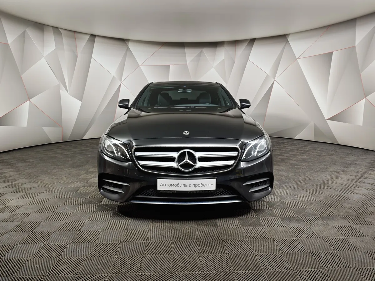 Mercedes-Benz E-Класс E 200 4MATIC 9G-TRONIC (184 л.с.) Sport Черный в АВИЛОН. Слайд №7