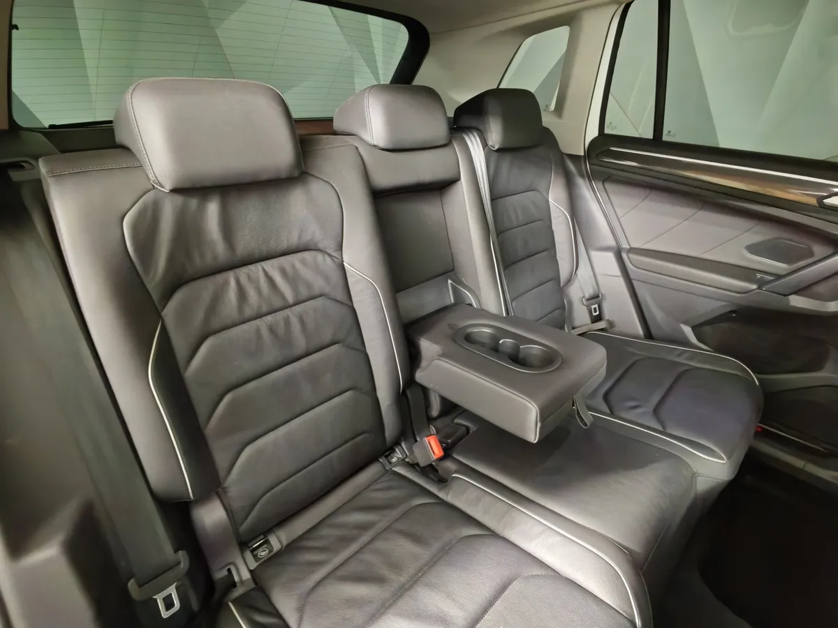 Volkswagen Tiguan 2.0 TSI 4Motion DSG (220 л.с.) Sportline Белый в АВИЛОН. Слайд №16