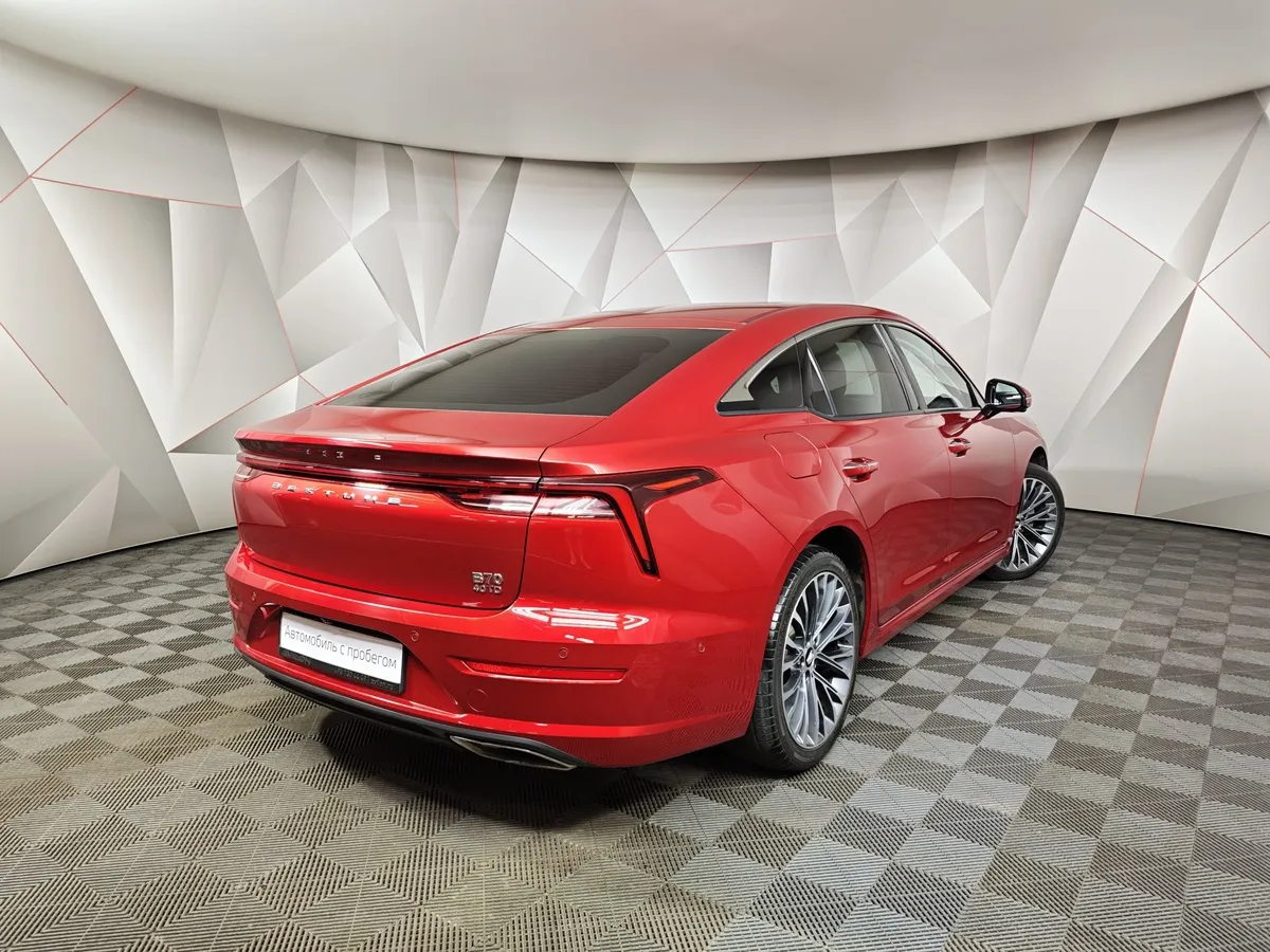 FAW Bestune B70 2.0T AT (224 л.с.) Vision Красный в АВИЛОН. Слайд №2