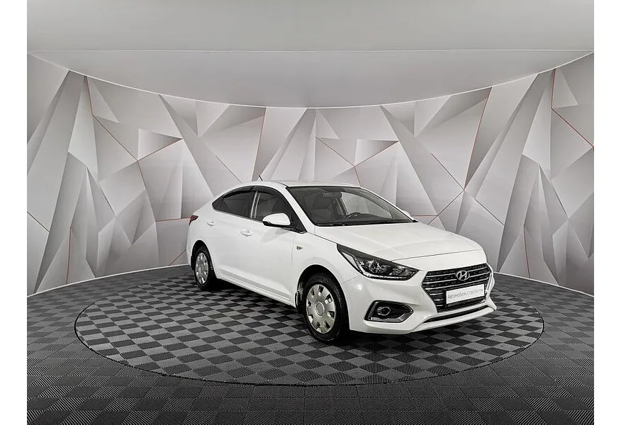 Hyundai Solaris 1.6 MT (123 л.с.) Family Белый в АВИЛОН. Слайд №3