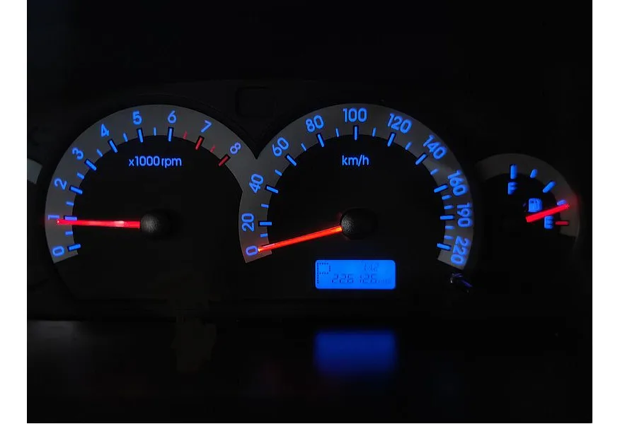 Hyundai Elantra 1.6 AT (105 л.с.) Черный в АВИЛОН. Слайд №17