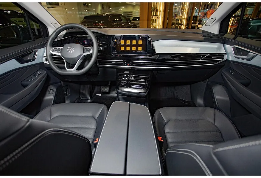 Volkswagen Talagon 2.0 7DSG AWD (220 л.с.) Luxury Wonderland Pro Черный в АВИЛОН. Слайд №8 Volkswagen Talagon 2.0 7DSG AWD (220 л.с.) Luxury Wonderland Pro Черный в АВИЛОН. Слайд №8