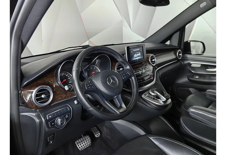 Mercedes-Benz V-Класс V 250 d 9G-Tronic L2 4MATIC (190 л.с.) Черный в АВИЛОН. Слайд №17