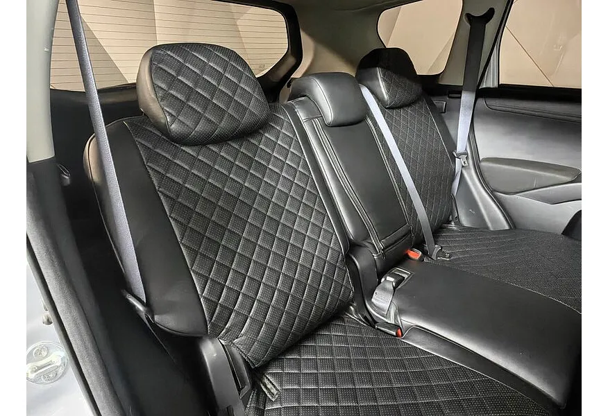 АВИЛОН - Mitsubishi Outlander 2.0 MT 2WD (147 л.с.) Серебристый - slide 8