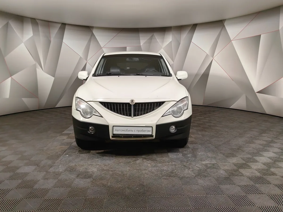 SsangYong Actyon 2.0 TD MT 2WD (141 л.с.) Белый в АВИЛОН. Слайд №7