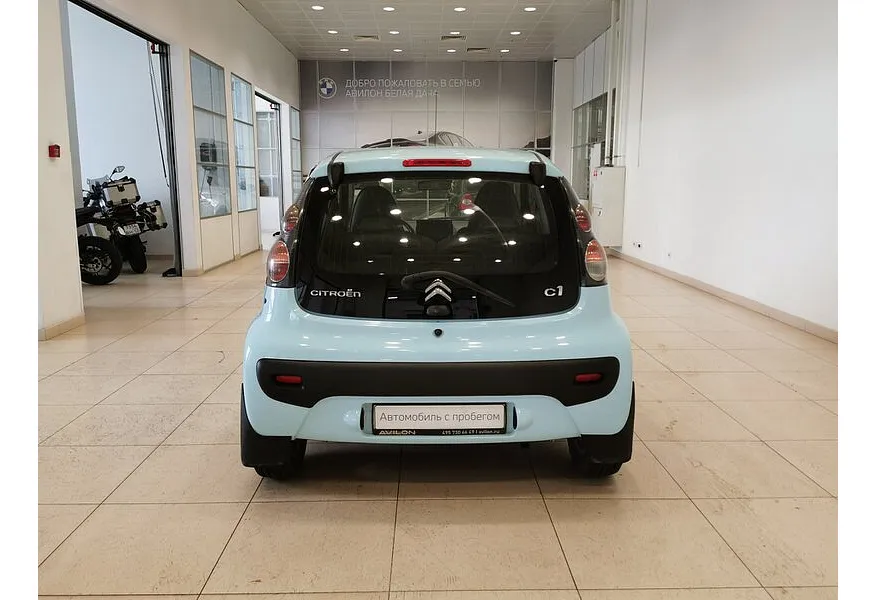 Citroen C1 1.0 MT (68 л.с.) Голубой в АВИЛОН. Слайд №8