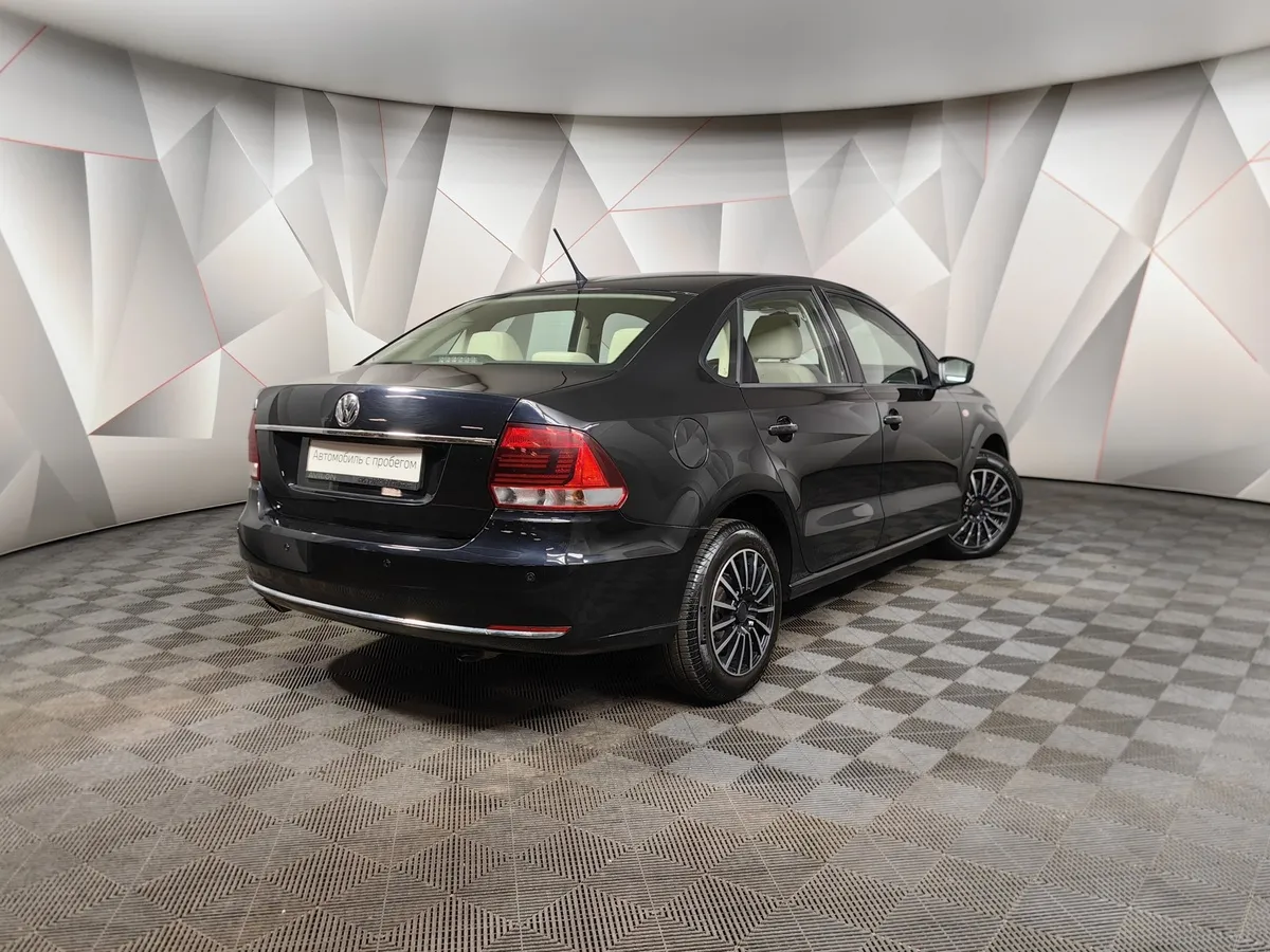 Volkswagen Polo 1.6 MPI AT (110 л.с.) Exclusive Черный в АВИЛОН. Слайд №2