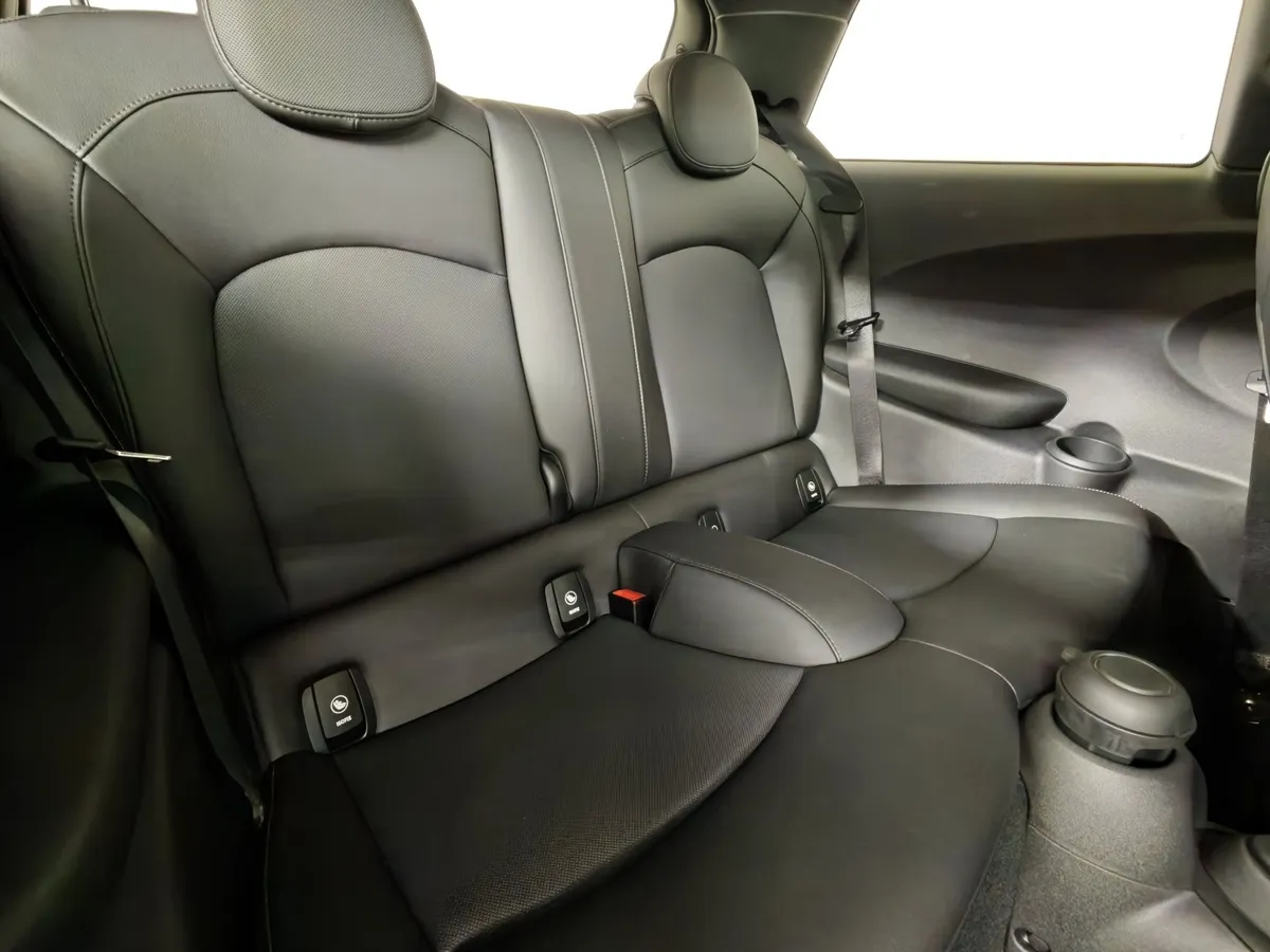 MINI 3 двери 1.5 AT (136 л.с.) Красный в АВИЛОН. Слайд №14