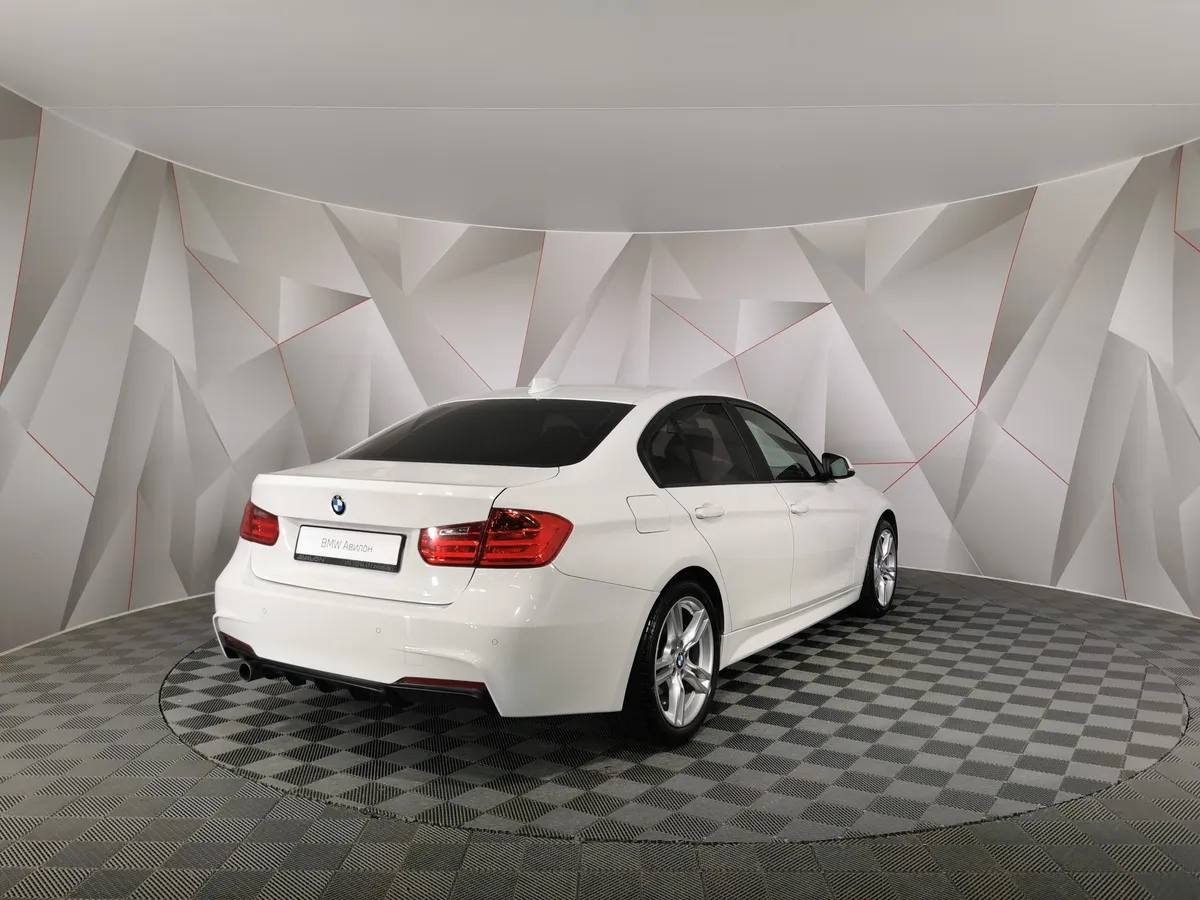 BMW 3 серия 320i AT (184 л.с.) Белый в АВИЛОН. Слайд №2