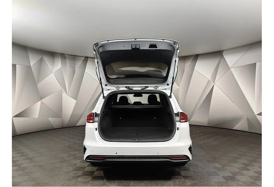 Kia Ceed 1.6 AT (129 л.с.) Classic Белый в АВИЛОН. Слайд №12