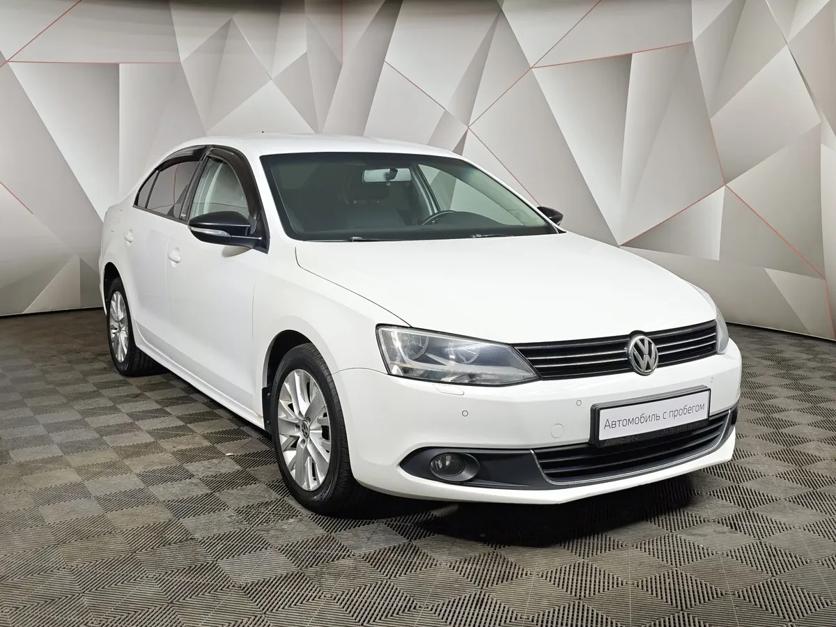 Volkswagen Jetta 1.6 AT (105 л.с.) Comfortline Белый в АВИЛОН. Слайд №3