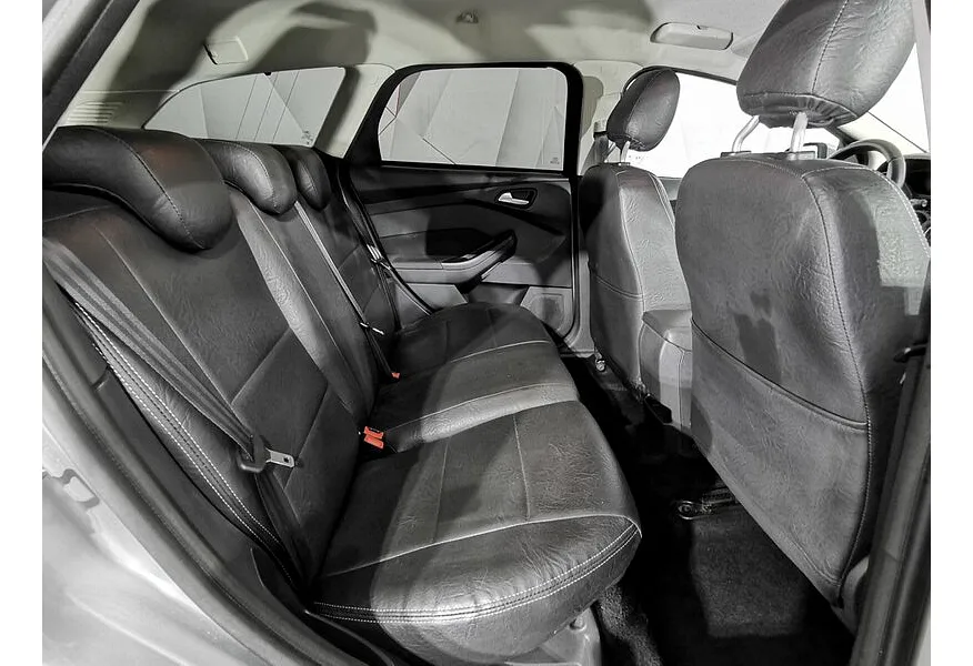 Ford Focus 1.6 Ti-VCT MT (125 л.с.) Special Edition Серебристый в АВИЛОН. Слайд №17