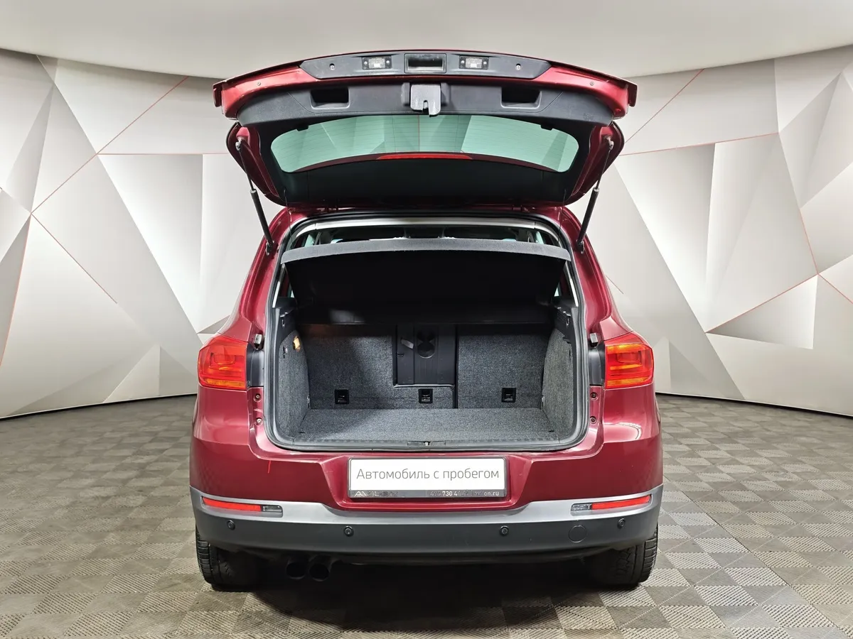 Volkswagen Tiguan 2.0 TDI 4Motion AT (140 л.с.) Sport&Style Красный в АВИЛОН. Слайд №12