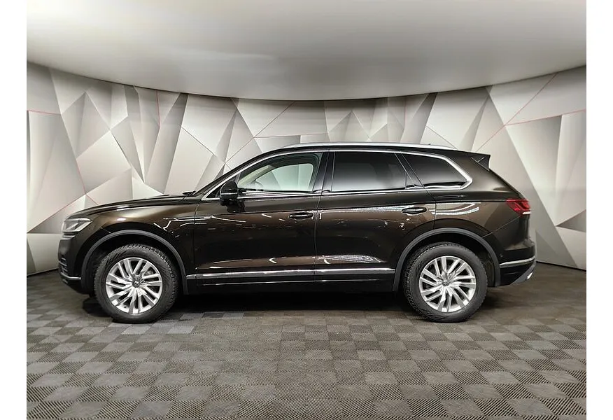 АВИЛОН - Volkswagen Touareg 3.0 V6 TDI Tiptronic 4Motion (249 л.с.) Business Elegance Коричневый - slide 2