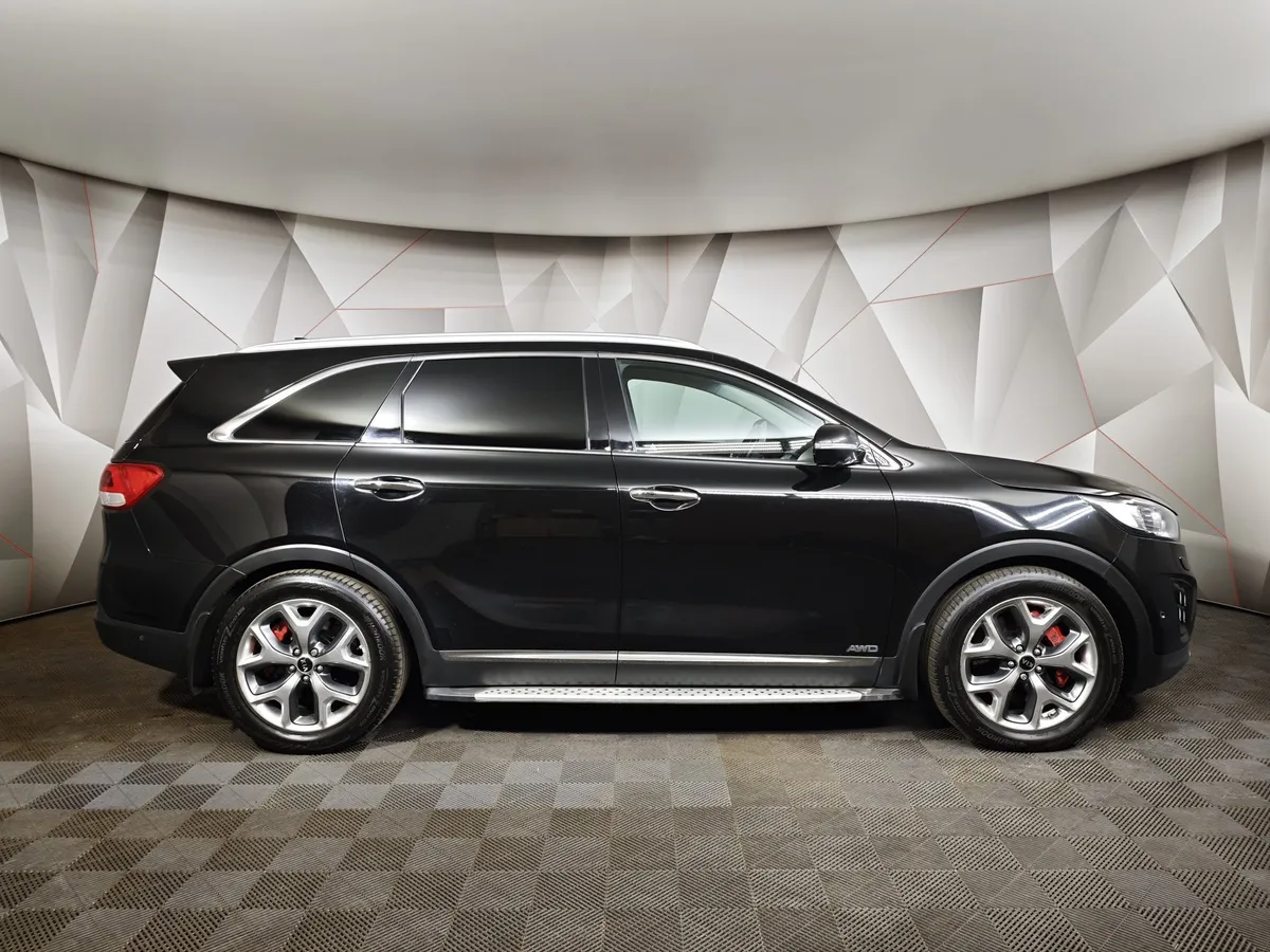 Kia Sorento 3.5 AT AWD (249 л.с.) GT Line Черный в АВИЛОН. Слайд №6