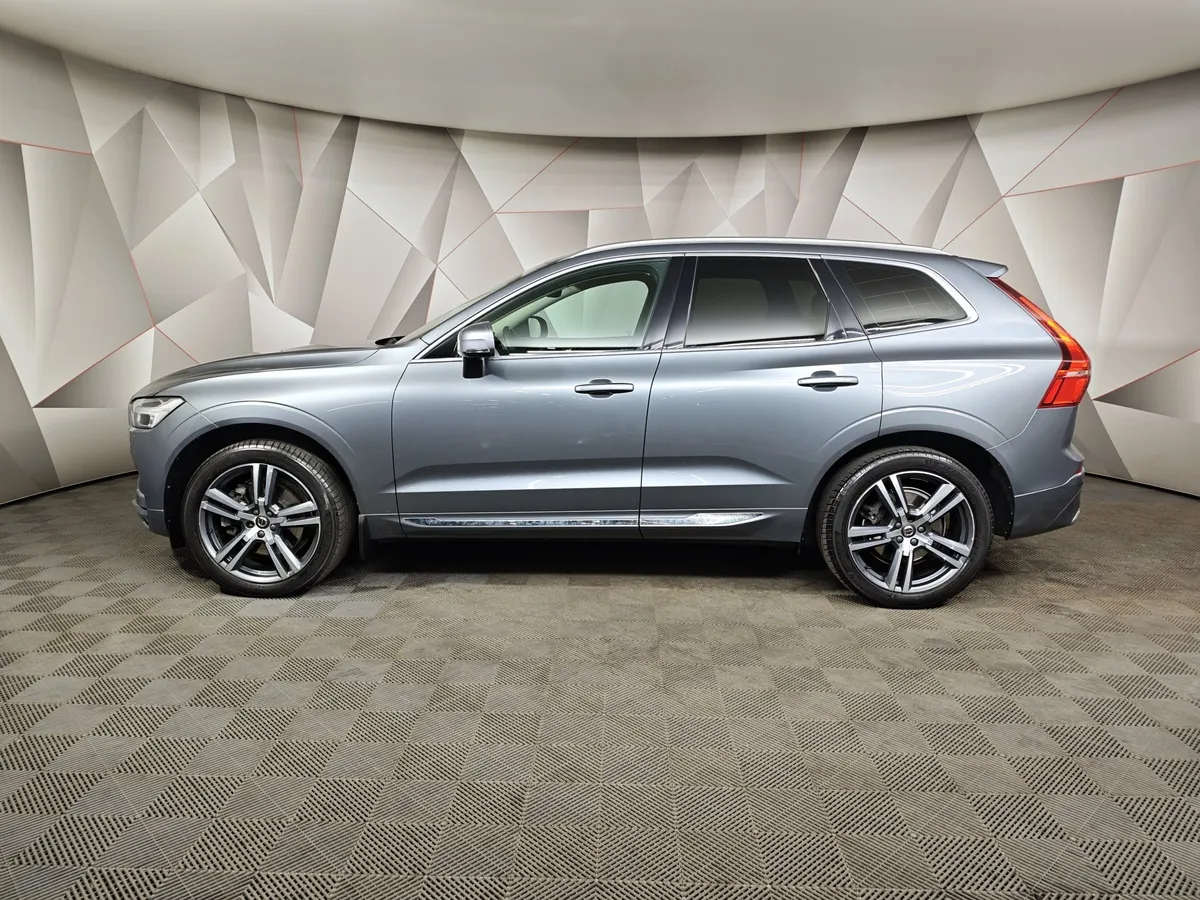 Volvo XC60 2.0 D5 AT AWD (235 л.с.) Momentum Серый в АВИЛОН. Слайд №5