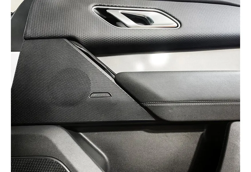 Land Rover Range Rover Velar 2.0 TD AT (180 л.с.) Белый в АВИЛОН. Слайд №22