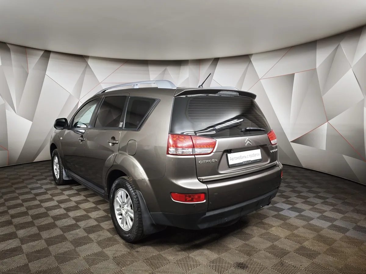 Citroen C-Crosser 2.4 CVT 4WD (170 л.с.) Коричневый в АВИЛОН. Слайд №4