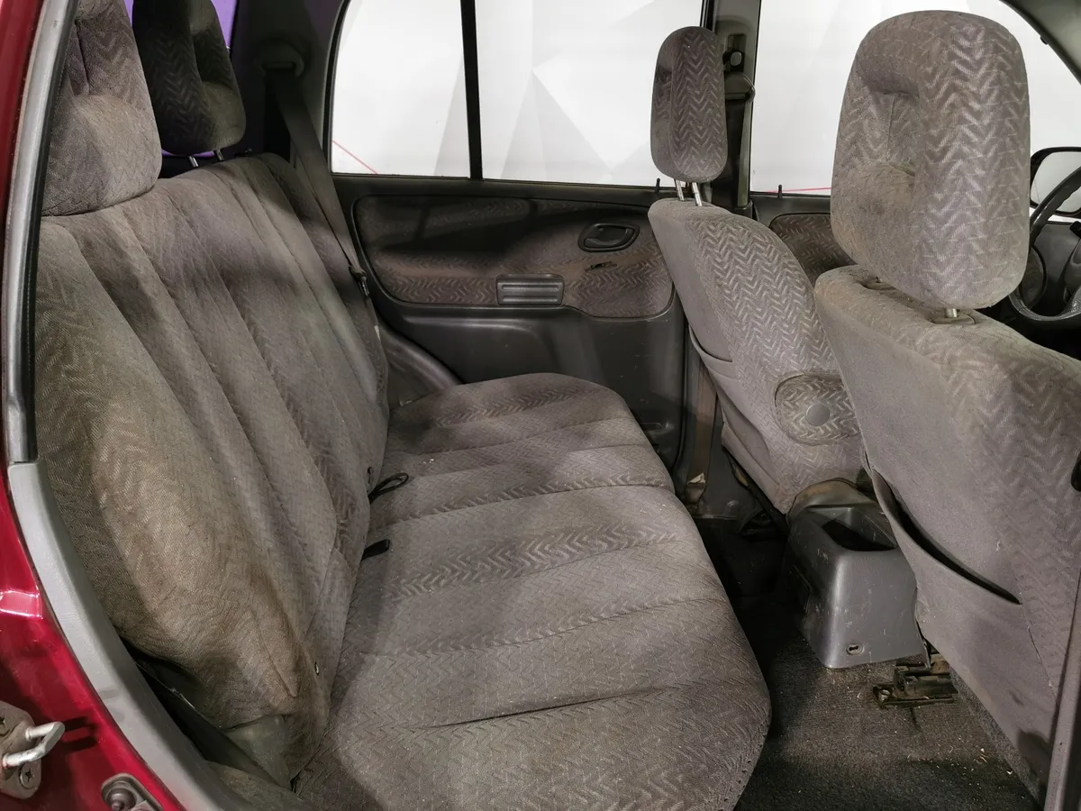Suzuki Grand Vitara 2.5 AT 4WD (144 л.с.) Красный в АВИЛОН. Слайд №13