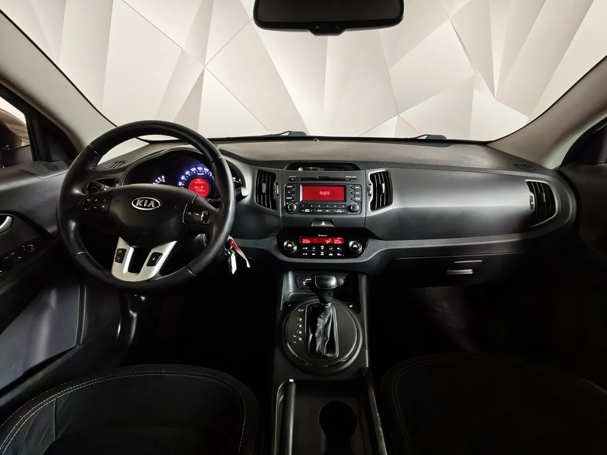 Kia Sportage 2.0 AT 4WD (150 л.с.) Luxe Коричневый в АВИЛОН. Слайд №14