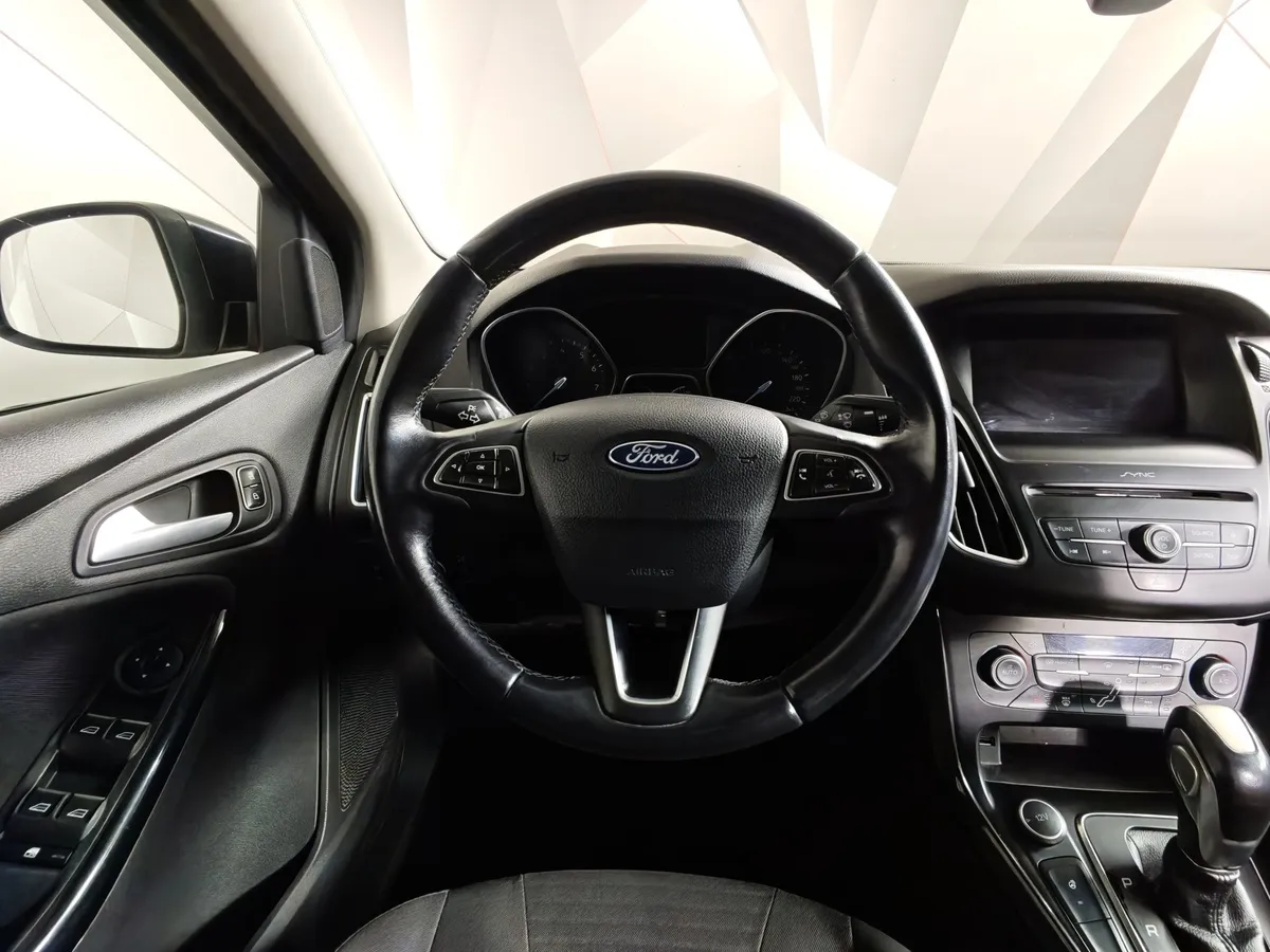 Ford Focus 1.5 EcoBoost AT (150 л.с.) Titanium Черный в АВИЛОН. Слайд №19