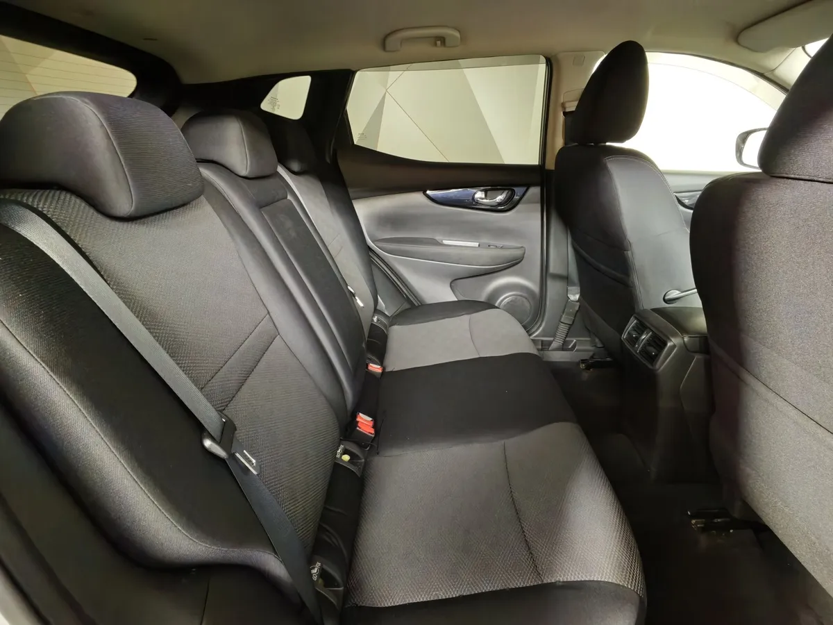 Nissan Qashqai 2.0 CVT AWD (144 л.с.) Серебристый в АВИЛОН. Слайд №16