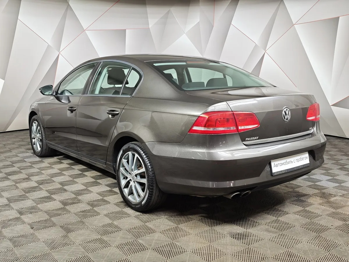 Volkswagen Passat 1.8 TSI MT (152 л.с.) Trendline Коричневый в АВИЛОН. Слайд №4