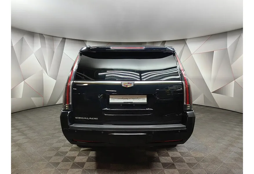 Cadillac Escalade 6.2 V8 АТ 4WD ESV (409 л.с.) Черный в АВИЛОН. Слайд №8