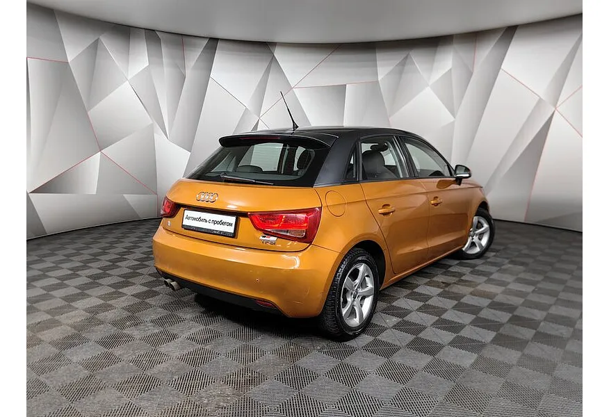 Audi A1 1.4 TFSI S-tronic (122 л.с.) Оранжевый в АВИЛОН. Слайд №2 Audi A1 1.4 TFSI S-tronic (122 л.с.) Оранжевый в АВИЛОН. Слайд №2