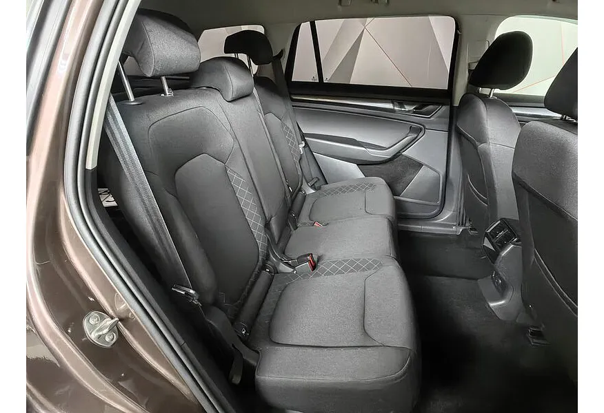 Skoda Kodiaq 1.4 TSI DSG (150 л.с.) Коричневый в АВИЛОН. Слайд №16