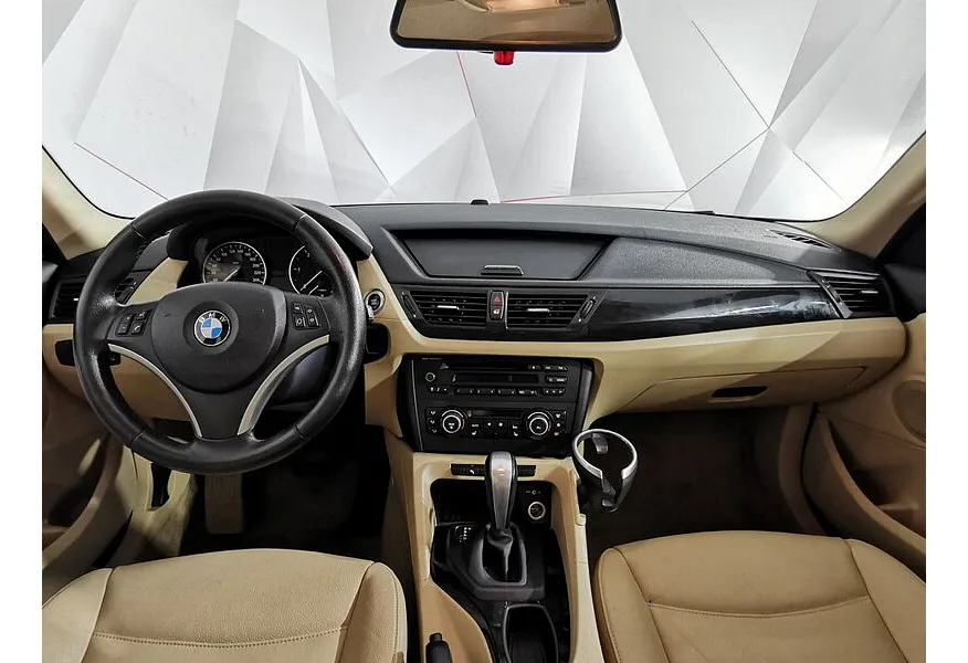 LIVE. Слайд №7