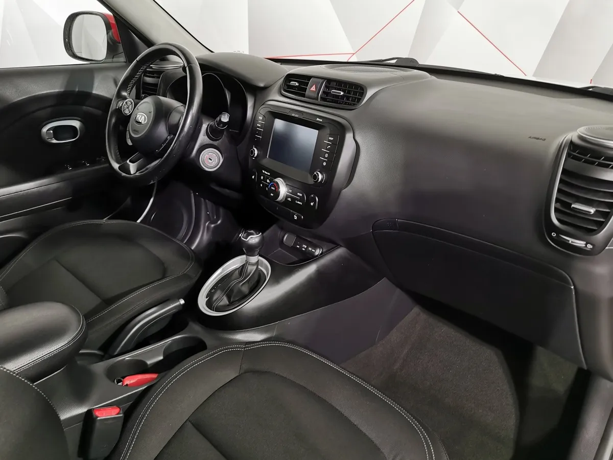 Kia Soul 1.6 GDI AT (132 л.с.) Classic Белый в АВИЛОН. Слайд №12
