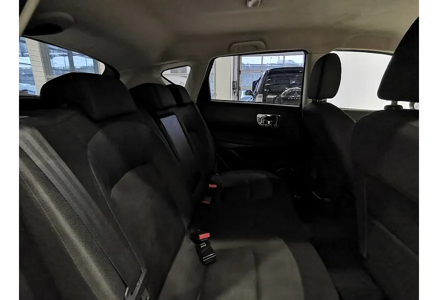 Nissan Qashqai 2.0 MT FWD (141 л.с.) Красный в АВИЛОН. Слайд №15