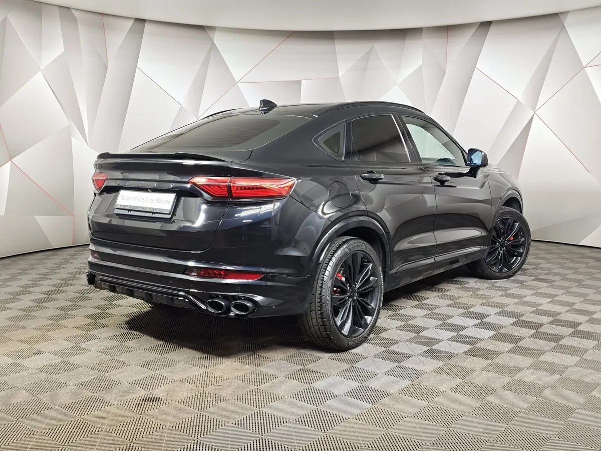 Geely Tugella 2.0 AT AWD (238 л.с.) Flagship Sport Черный в АВИЛОН. Слайд №2