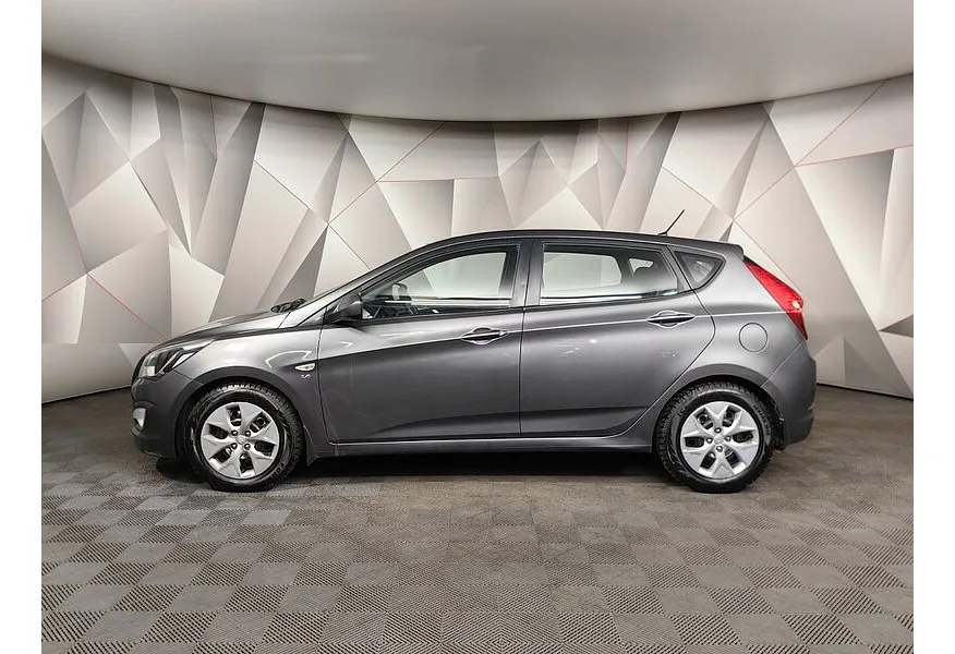 Hyundai Solaris 1.6 AT (123 л.с.) Comfort Серый в АВИЛОН. Слайд №5 Hyundai Solaris 1.6 AT (123 л.с.) Comfort Серый в АВИЛОН. Слайд №5