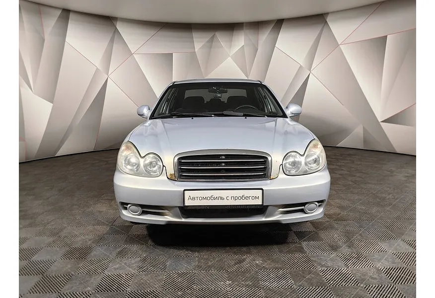 Hyundai Sonata 2.0 AT (150 л.с.) Classic Серебристый в АВИЛОН. Слайд №7