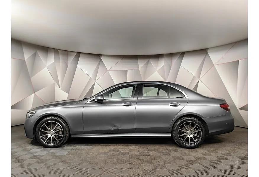 Mercedes-Benz E-Класс E 220 d 4MATIC 9G-TRONIC (194 л.с.) Sport (Локальная сборка) Серый в АВИЛОН. Слайд №5