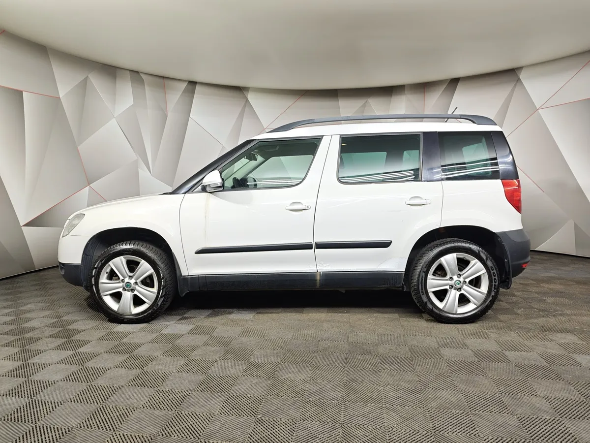 Skoda Yeti 1.2 TSI DSG (105 л.с.) Active Белый в АВИЛОН. Слайд №5