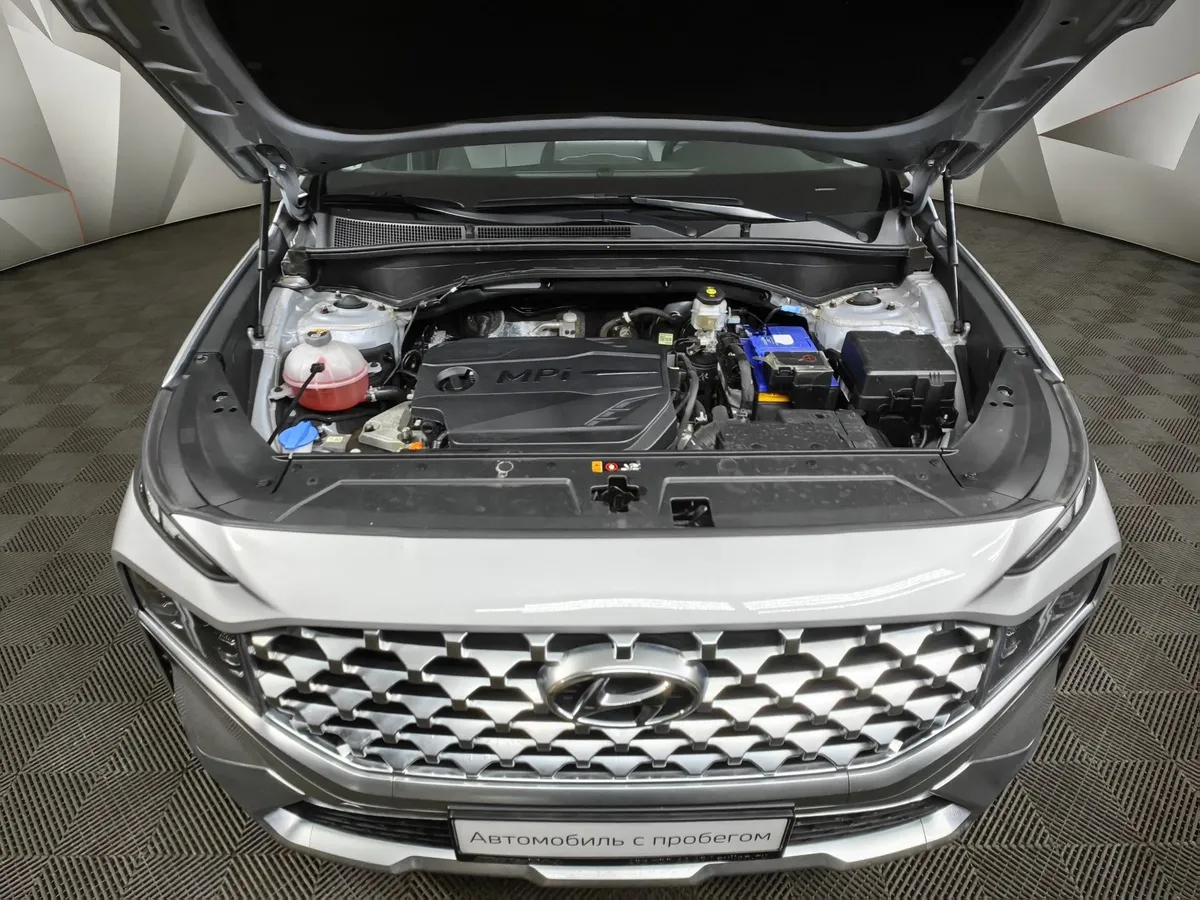Hyundai Santa Fe 2.5 AWD 6AT (180 л.с.) Prestige Серый в АВИЛОН. Слайд №11