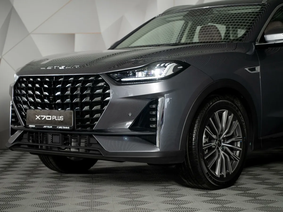 JETOUR X70 Plus 1.6 DCT (190 л.с.) Luxury Серый в АВИЛОН. Слайд №9