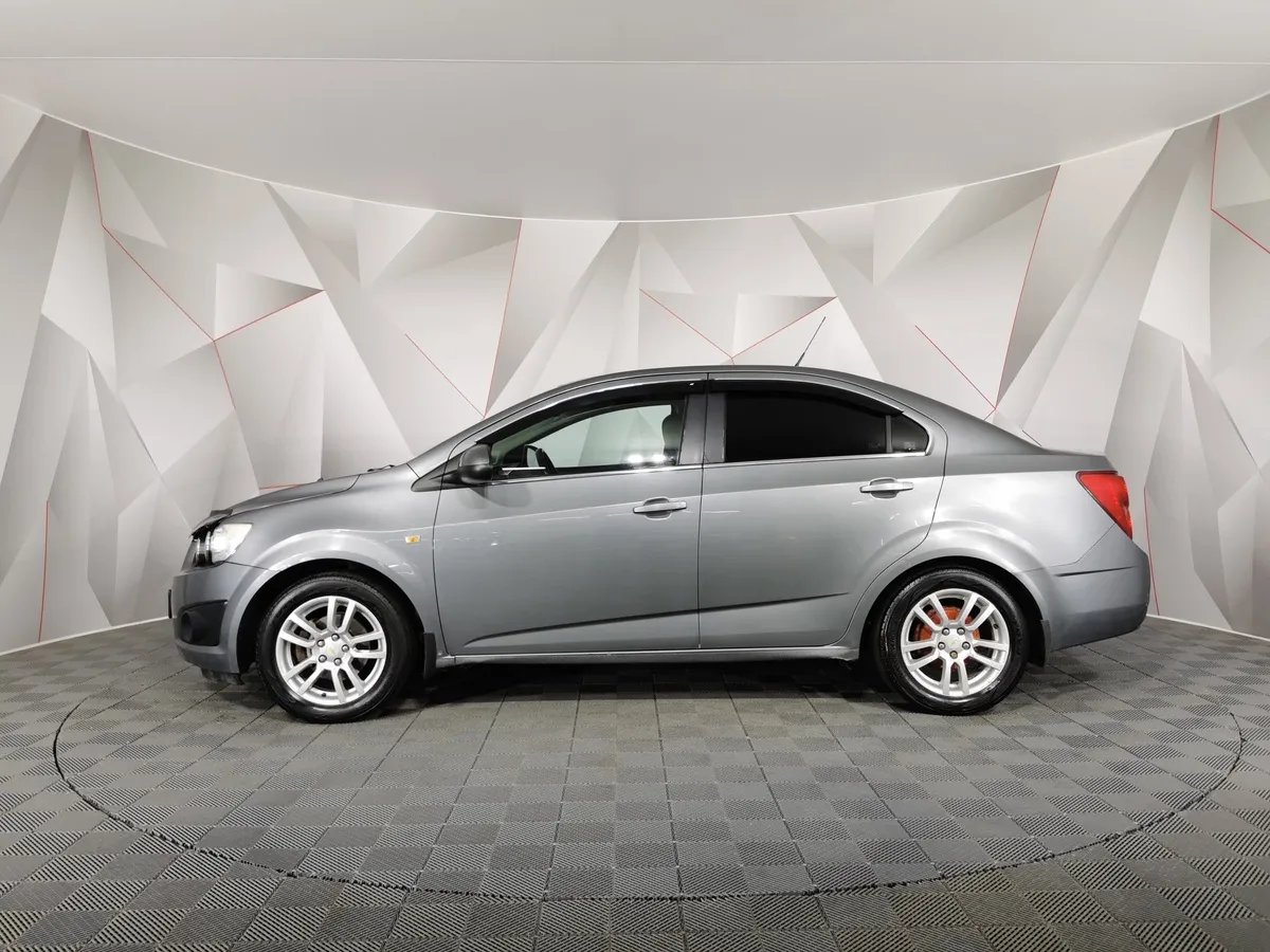 Chevrolet Aveo 1.6 AT (115 л.с.) Серый в АВИЛОН. Слайд №5
