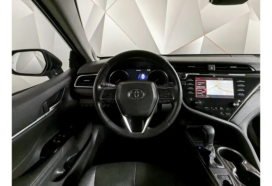 Toyota Camry 3.5 AT (249 л.с.) Черный в АВИЛОН. Слайд №10