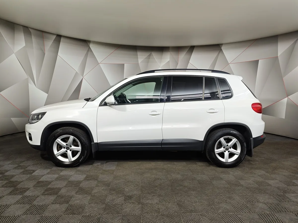 Volkswagen Tiguan 2.0 TSI 4Motion AT (170 л.с.) Track & Field Белый в АВИЛОН. Слайд №5
