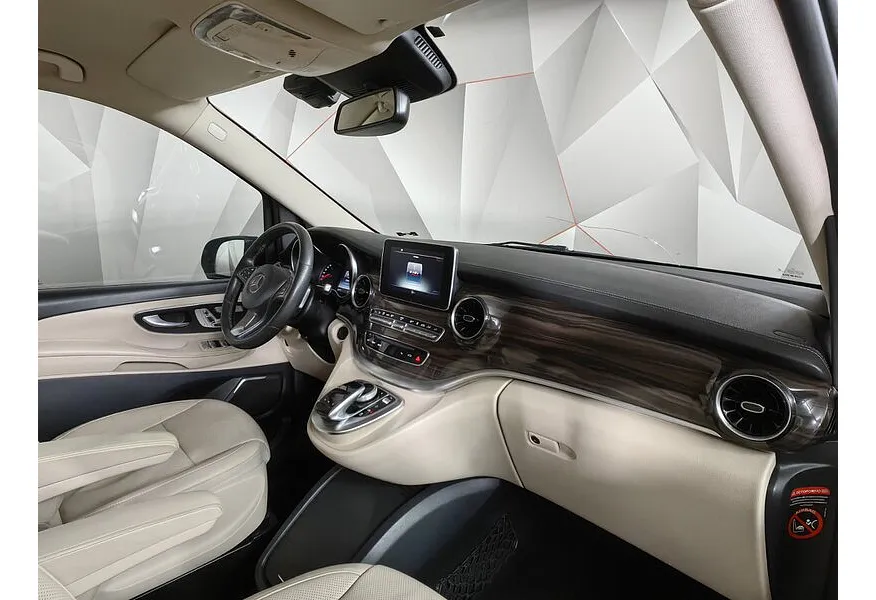 Mercedes-Benz V-Класс V 250 BlueTEC 7G-Tronic Plus L3 4x4 (190 л.с.) AVANTGARDE Черный в АВИЛОН. Слайд №12