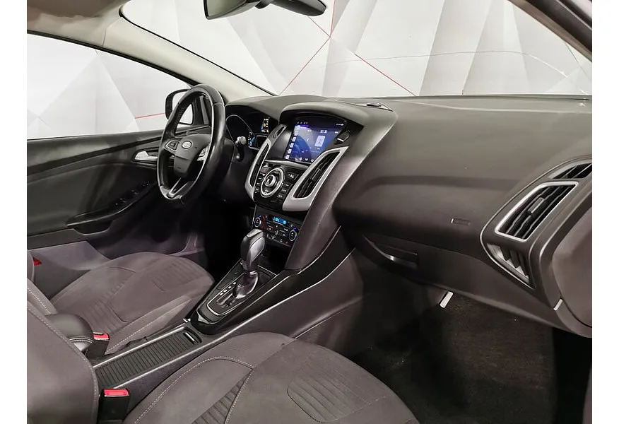 Ford Focus 1.5 EcoBoost AT (150 л.с.) Titanium Коричневый в АВИЛОН. Слайд №13