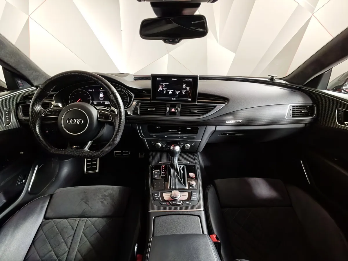 Audi RS 7 4.0 TFSI Tiptronic quattro (600 л.с.) Красный в АВИЛОН. Слайд №14