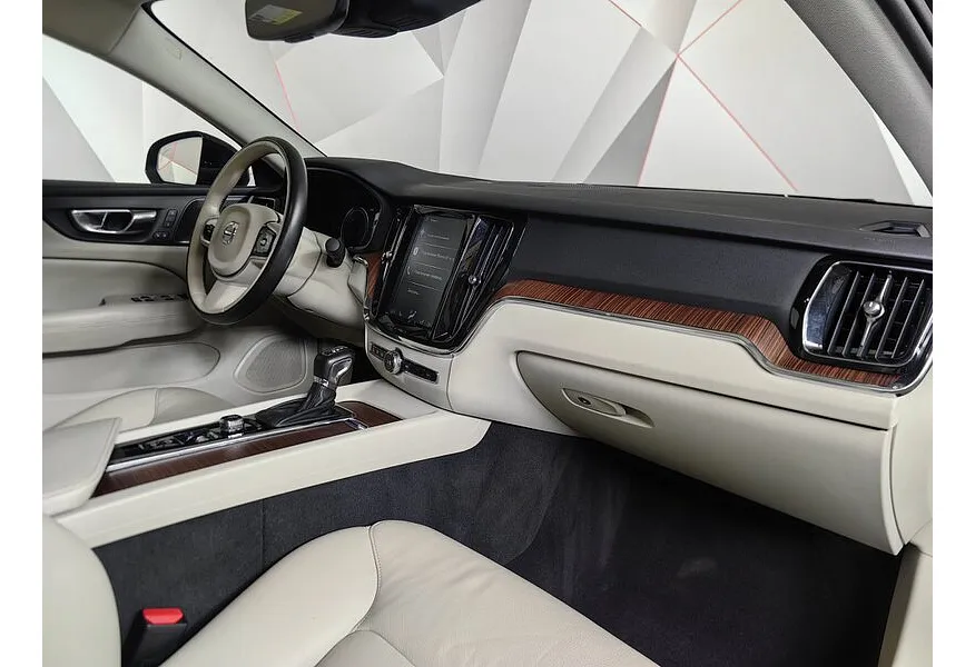 Volvo S60 2.0 T5 Drive-E Geartronic (245 л.с.) Черный в АВИЛОН. Слайд №13